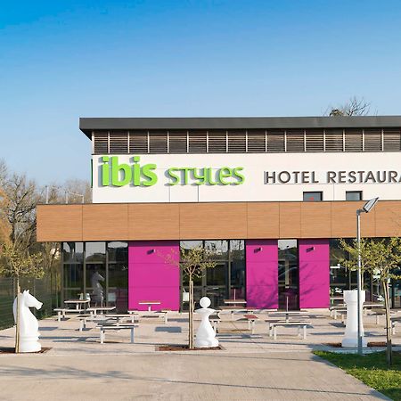 Ibis Styles Castres Hotel Castres  Exterior foto